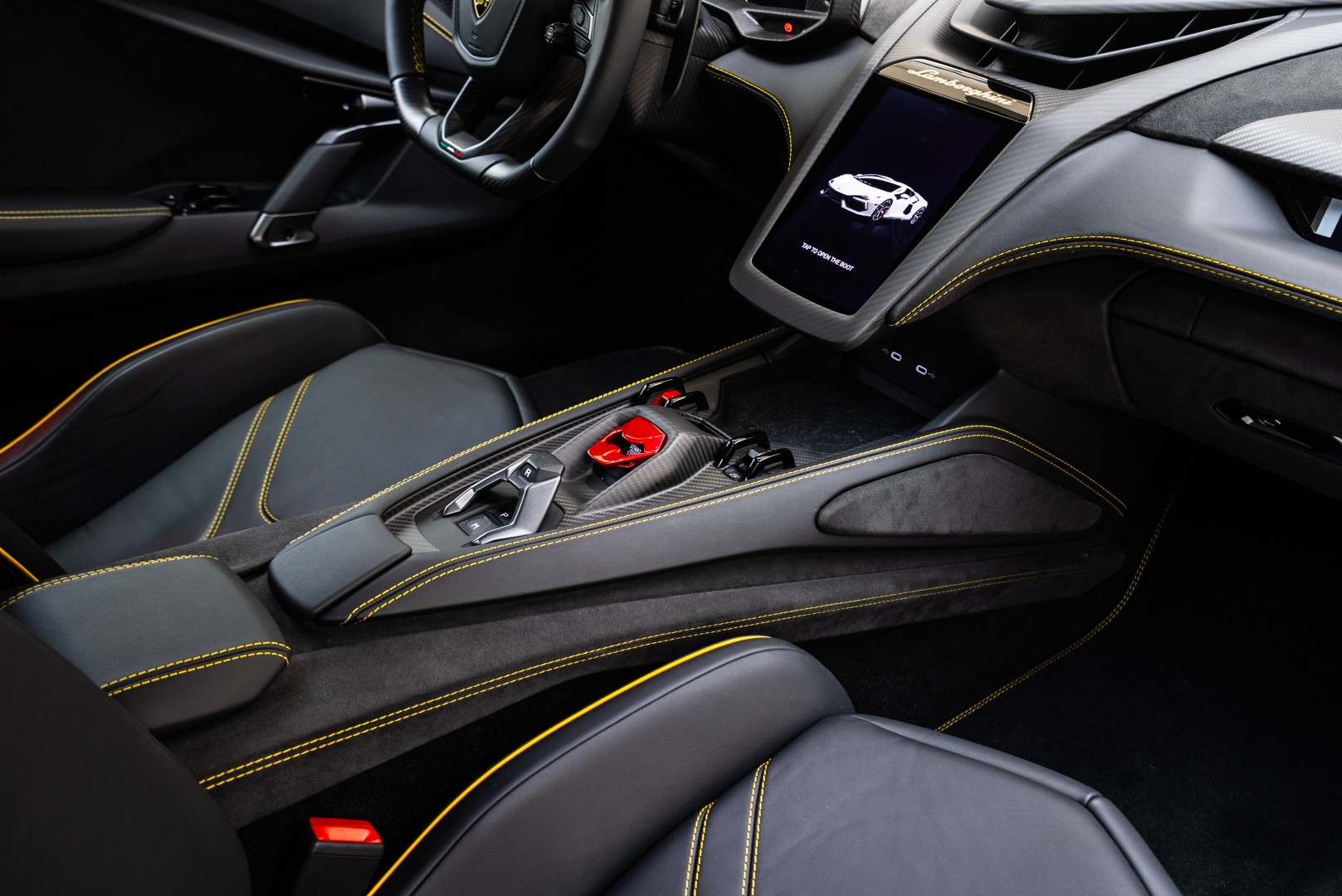 2025 LAMBORGHINI REVUELTO - 485
